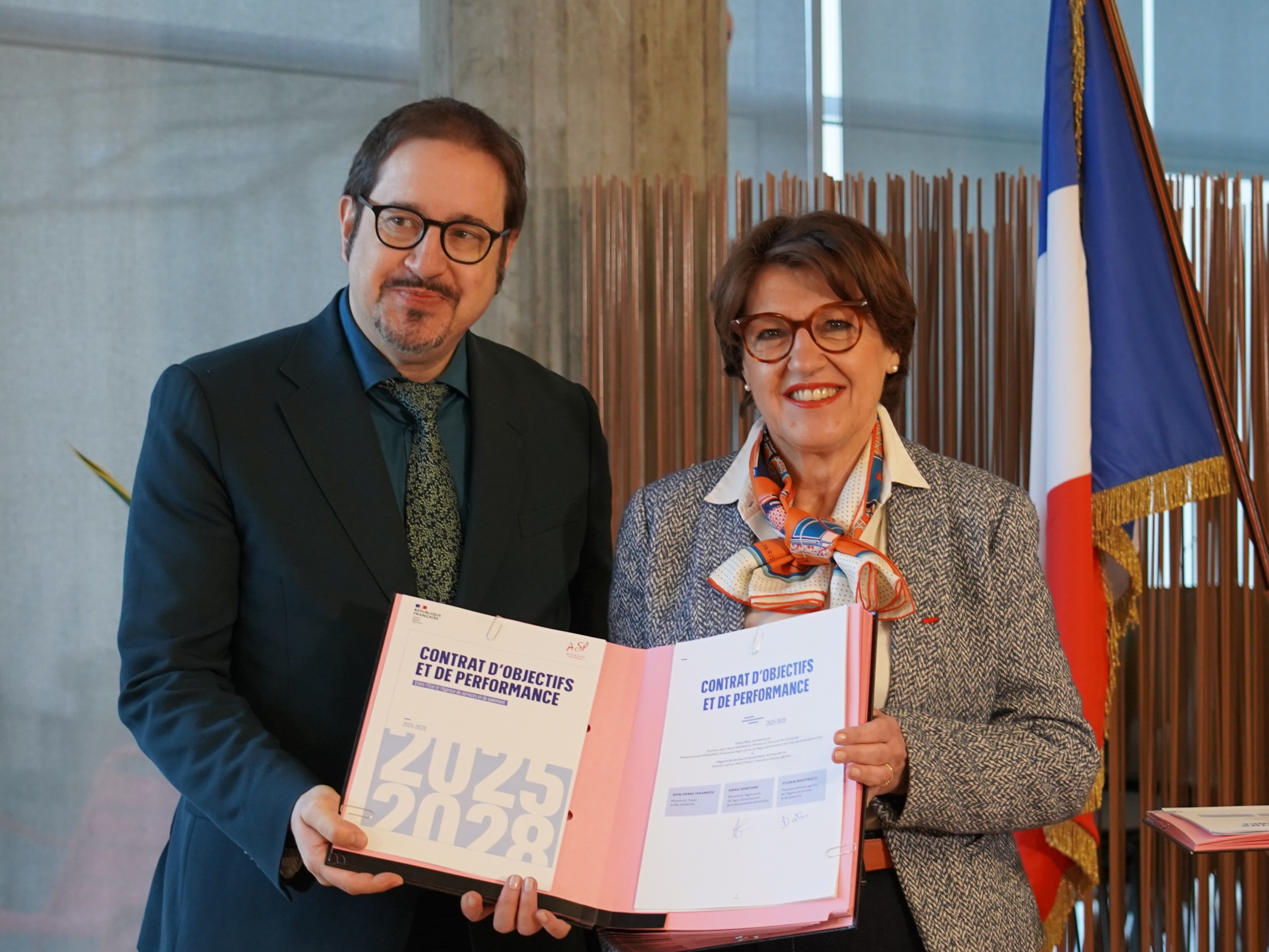 Sylvain Maestracci, Président-directeur général de l'ASP, et Annie Genevard, ministre de l'Agriculture, de l'Agro-alimentaire et de la Souveraineté Alimentaire