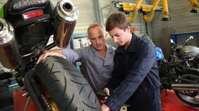 Aide exceptionnelle aux employeurs de salariés en contrat de professionnalisation